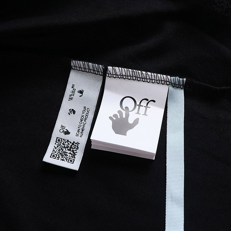 OFF-WHITE Black & White Printed Arrow Pattern T-Shirt