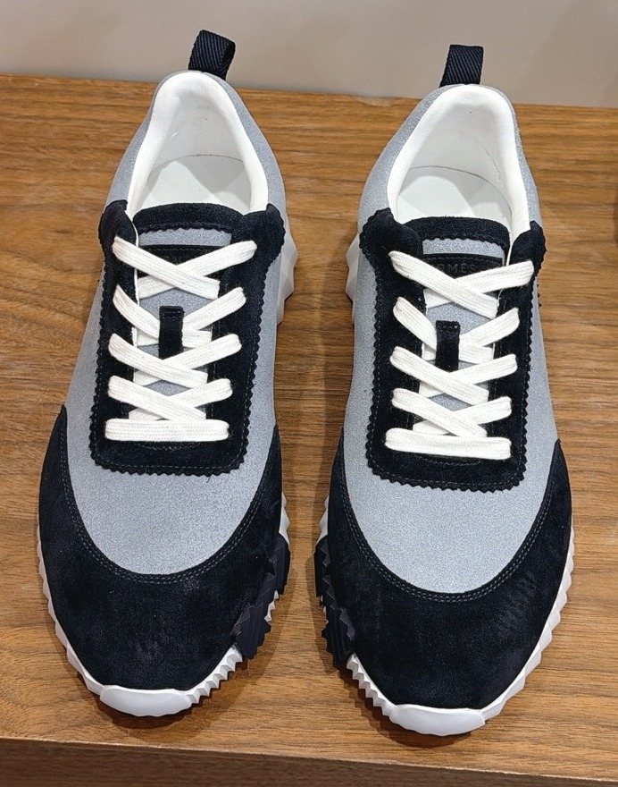 Hermès Paneled Low-Top Sneakers